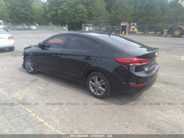 Photo 2 VIN: 5NPD84LF3HH165556 - HYUNDAI ELANTRA 