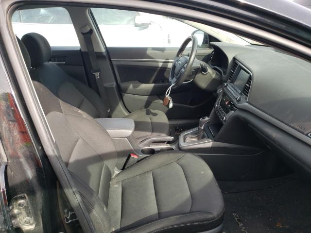 Photo 4 VIN: 5NPD84LF3HH172409 - HYUNDAI ELANTRA 