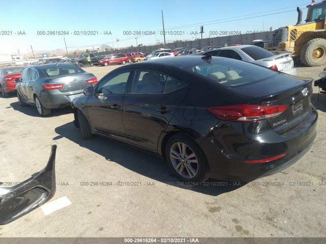 Photo 2 VIN: 5NPD84LF3HH176511 - HYUNDAI ELANTRA 