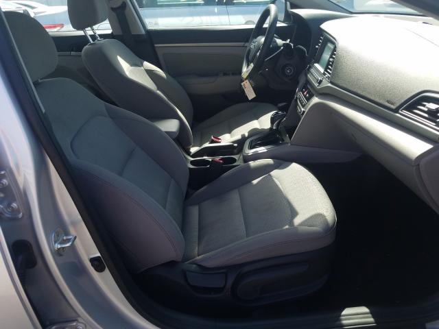 Photo 4 VIN: 5NPD84LF3HH176542 - HYUNDAI ELANTRA SE 