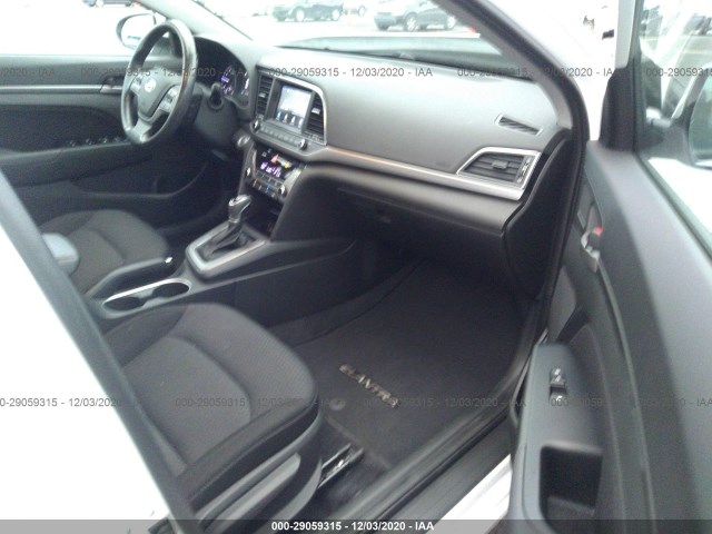 Photo 4 VIN: 5NPD84LF3HH184849 - HYUNDAI ELANTRA 