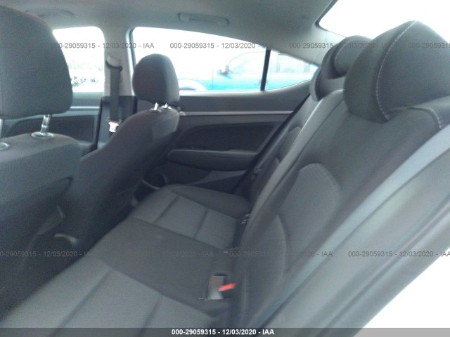 Photo 7 VIN: 5NPD84LF3HH184849 - HYUNDAI ELANTRA 