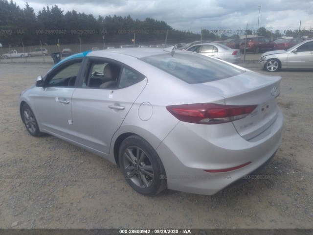 Photo 2 VIN: 5NPD84LF3HH202170 - HYUNDAI ELANTRA 