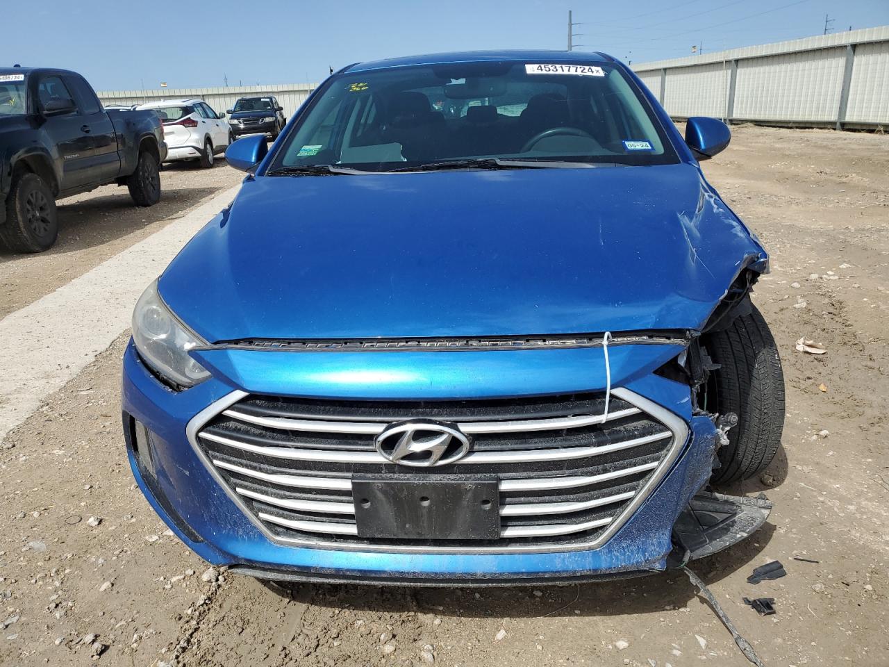 Photo 4 VIN: 5NPD84LF3HH208986 - HYUNDAI ELANTRA 