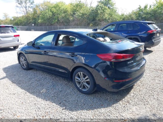 Photo 2 VIN: 5NPD84LF3JH215734 - HYUNDAI ELANTRA 