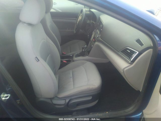 Photo 4 VIN: 5NPD84LF3JH221002 - HYUNDAI ELANTRA 