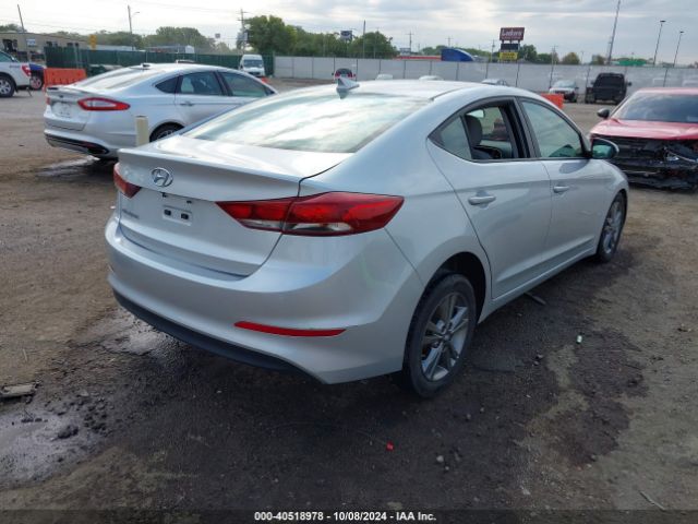 Photo 3 VIN: 5NPD84LF3JH231643 - HYUNDAI ELANTRA 