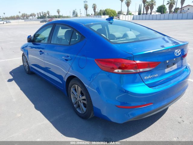 Photo 2 VIN: 5NPD84LF3JH235479 - HYUNDAI ELANTRA 