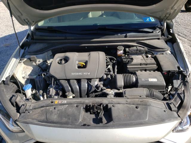 Photo 6 VIN: 5NPD84LF3JH250435 - HYUNDAI ELANTRA SE 