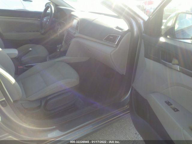 Photo 4 VIN: 5NPD84LF3JH251813 - HYUNDAI ELANTRA 