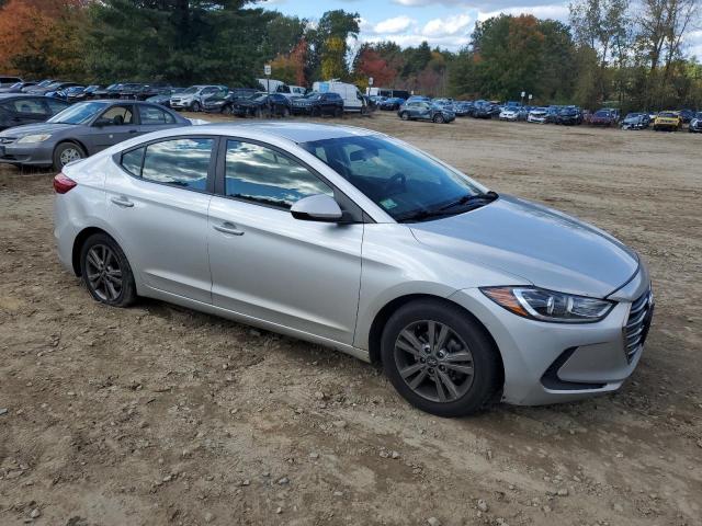 Photo 3 VIN: 5NPD84LF3JH255814 - HYUNDAI ELANTRA SE 