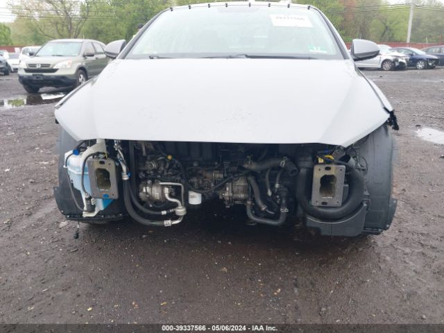 Photo 5 VIN: 5NPD84LF3JH258177 - HYUNDAI ELANTRA 