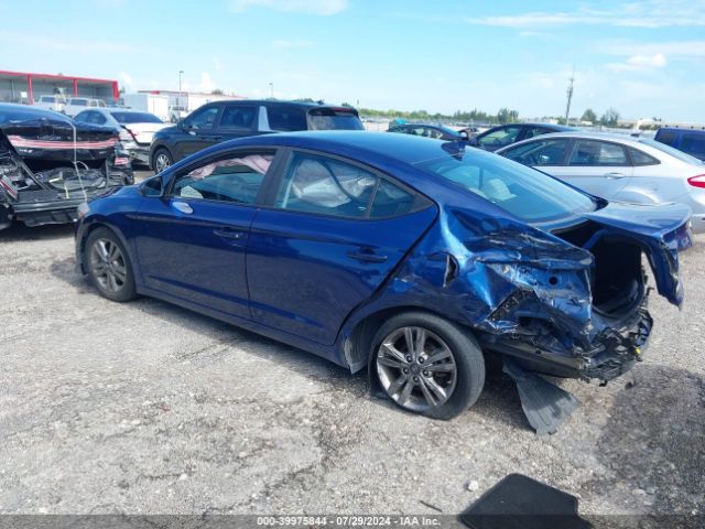 Photo 2 VIN: 5NPD84LF3JH258258 - HYUNDAI ELANTRA 