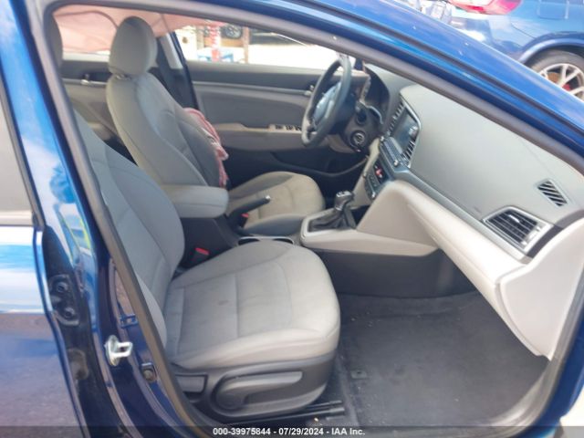 Photo 4 VIN: 5NPD84LF3JH258258 - HYUNDAI ELANTRA 