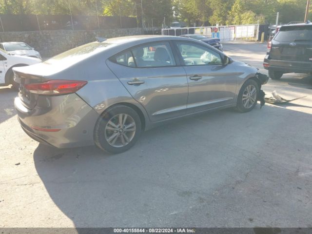 Photo 3 VIN: 5NPD84LF3JH268501 - HYUNDAI ELANTRA 