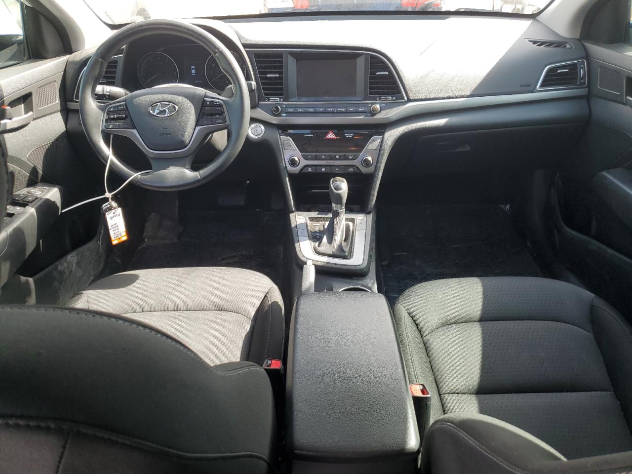 Photo 7 VIN: 5NPD84LF3JH282382 - HYUNDAI ELANTRA 