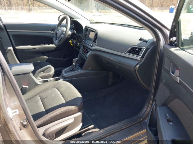 Photo 4 VIN: 5NPD84LF3JH285802 - HYUNDAI ELANTRA 