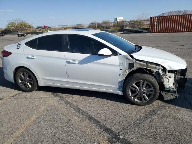 Photo 3 VIN: 5NPD84LF3JH289994 - HYUNDAI ELANTRA SE 