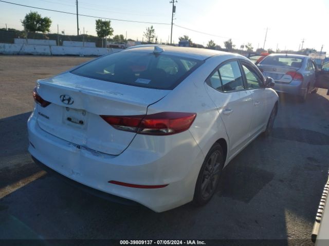 Photo 3 VIN: 5NPD84LF3JH291115 - HYUNDAI ELANTRA 