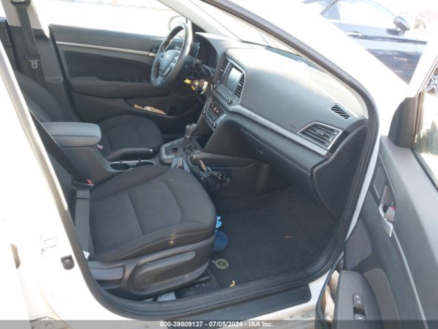 Photo 4 VIN: 5NPD84LF3JH291115 - HYUNDAI ELANTRA 