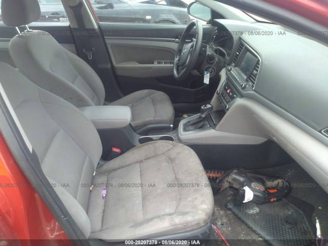 Photo 4 VIN: 5NPD84LF3JH299926 - HYUNDAI ELANTRA 