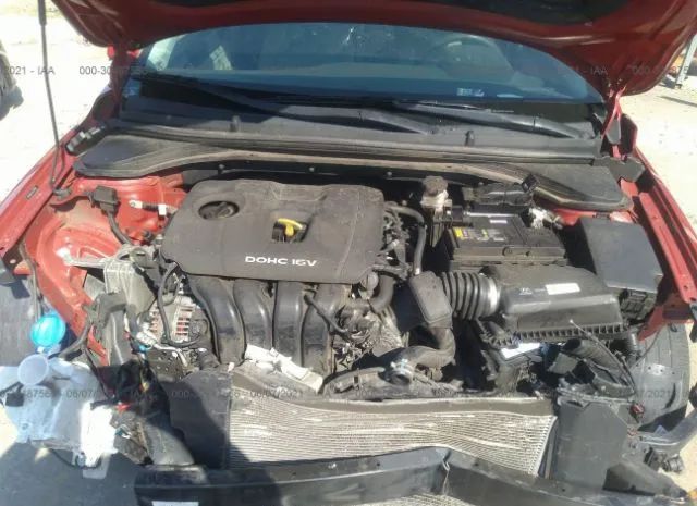 Photo 9 VIN: 5NPD84LF3JH300850 - HYUNDAI ELANTRA 