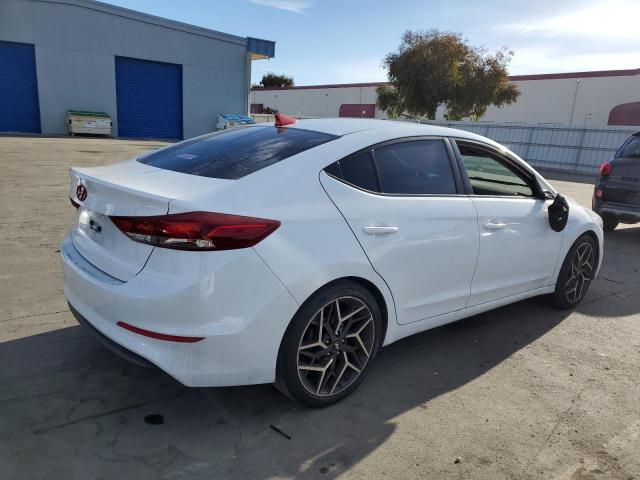 Photo 2 VIN: 5NPD84LF3JH303943 - HYUNDAI ELANTRA SE 