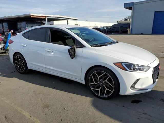 Photo 3 VIN: 5NPD84LF3JH303943 - HYUNDAI ELANTRA SE 