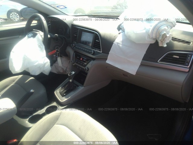 Photo 4 VIN: 5NPD84LF3JH305806 - HYUNDAI ELANTRA 