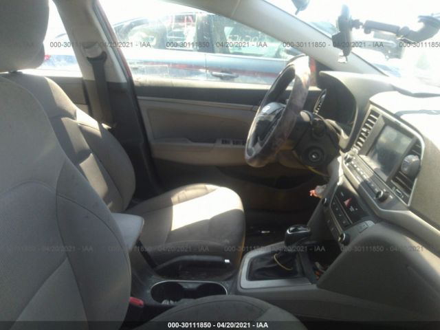 Photo 4 VIN: 5NPD84LF3JH306731 - HYUNDAI ELANTRA 