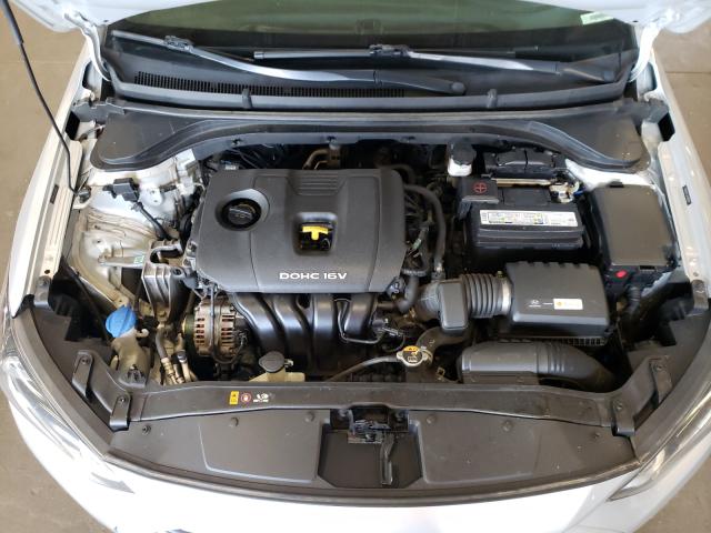 Photo 6 VIN: 5NPD84LF3JH308009 - HYUNDAI ELANTRA SE 