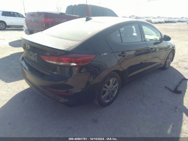 Photo 3 VIN: 5NPD84LF3JH310973 - HYUNDAI ELANTRA 