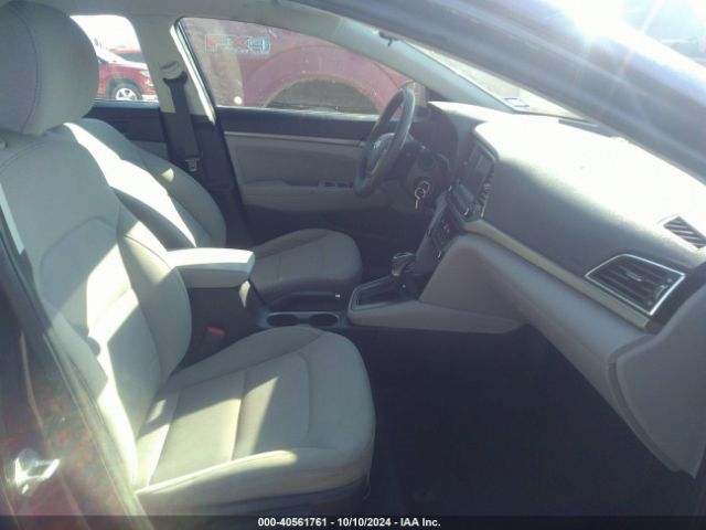 Photo 4 VIN: 5NPD84LF3JH310973 - HYUNDAI ELANTRA 