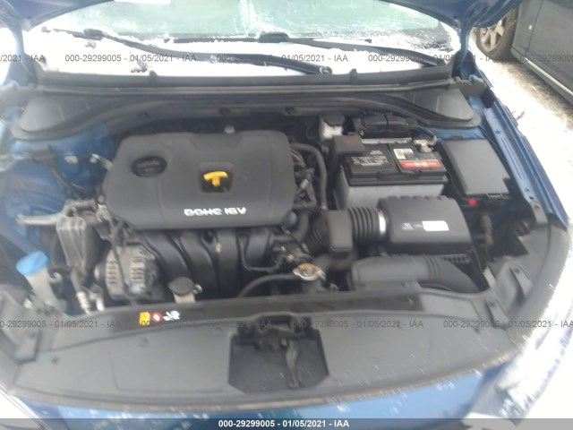 Photo 9 VIN: 5NPD84LF3JH318961 - HYUNDAI ELANTRA 