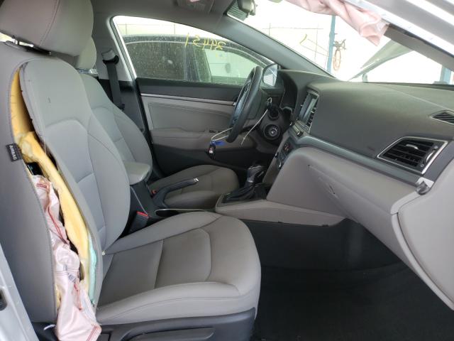 Photo 4 VIN: 5NPD84LF3JH324405 - HYUNDAI ELANTRA SE 