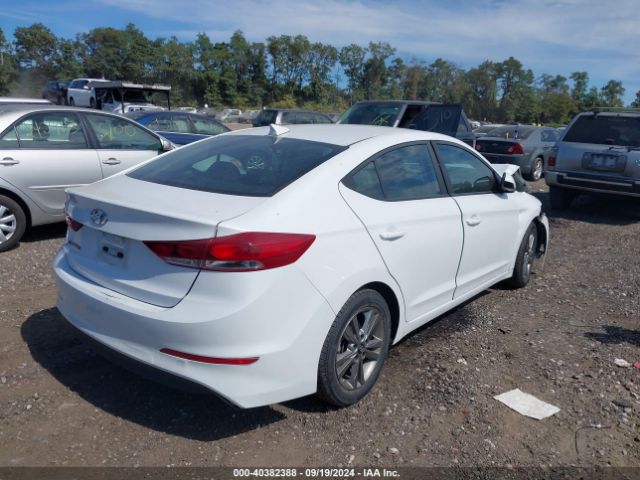 Photo 3 VIN: 5NPD84LF3JH335517 - HYUNDAI ELANTRA 