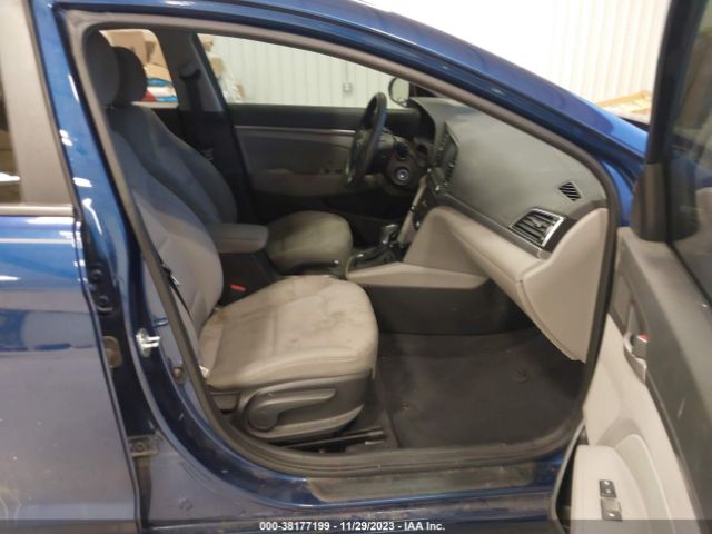 Photo 4 VIN: 5NPD84LF3JH343519 - HYUNDAI ELANTRA 