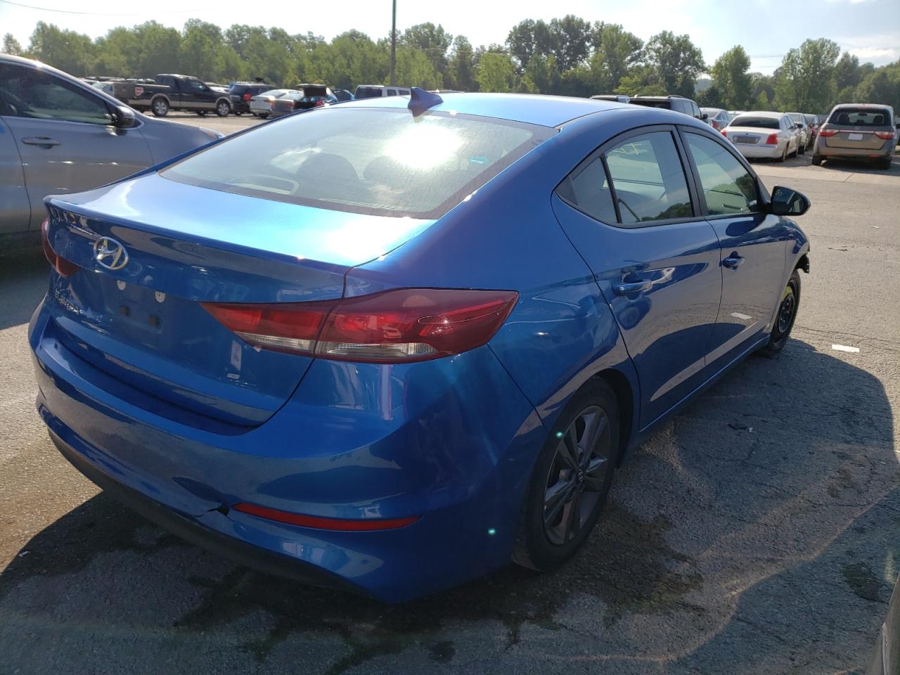 Photo 3 VIN: 5NPD84LF3JH345299 - HYUNDAI ELANTRA 