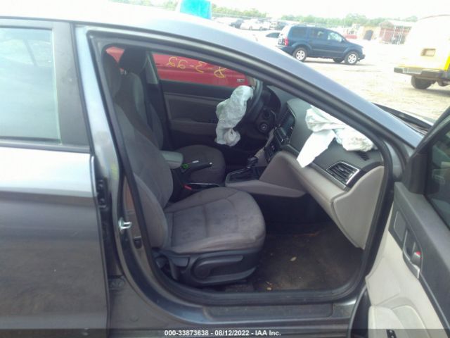 Photo 4 VIN: 5NPD84LF3JH374348 - HYUNDAI ELANTRA 