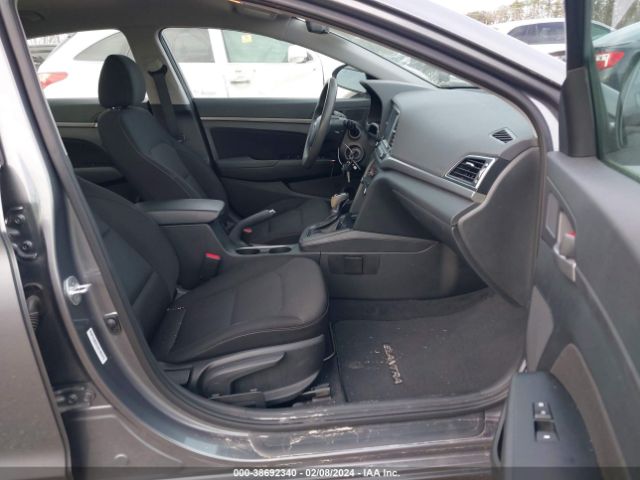 Photo 4 VIN: 5NPD84LF3JH375399 - HYUNDAI ELANTRA 