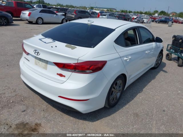 Photo 3 VIN: 5NPD84LF3JH379288 - HYUNDAI ELANTRA 