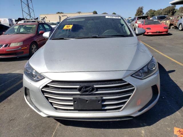 Photo 4 VIN: 5NPD84LF3JH384846 - HYUNDAI ELANTRA SE 