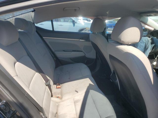 Photo 9 VIN: 5NPD84LF3JH392588 - HYUNDAI ELANTRA SE 