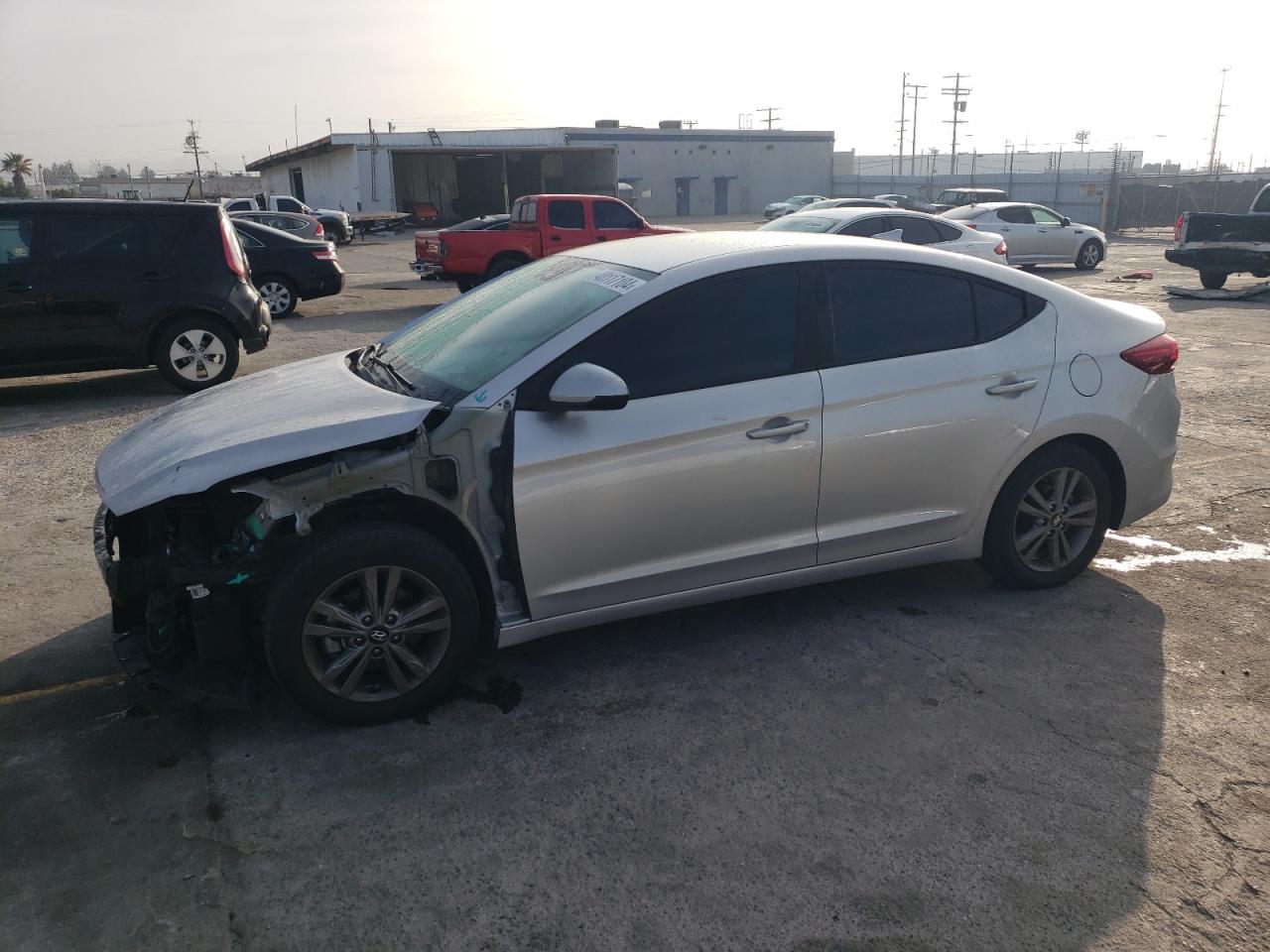 Photo 0 VIN: 5NPD84LF3JH393062 - HYUNDAI ELANTRA 