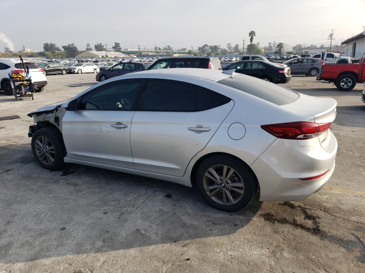 Photo 1 VIN: 5NPD84LF3JH393062 - HYUNDAI ELANTRA 