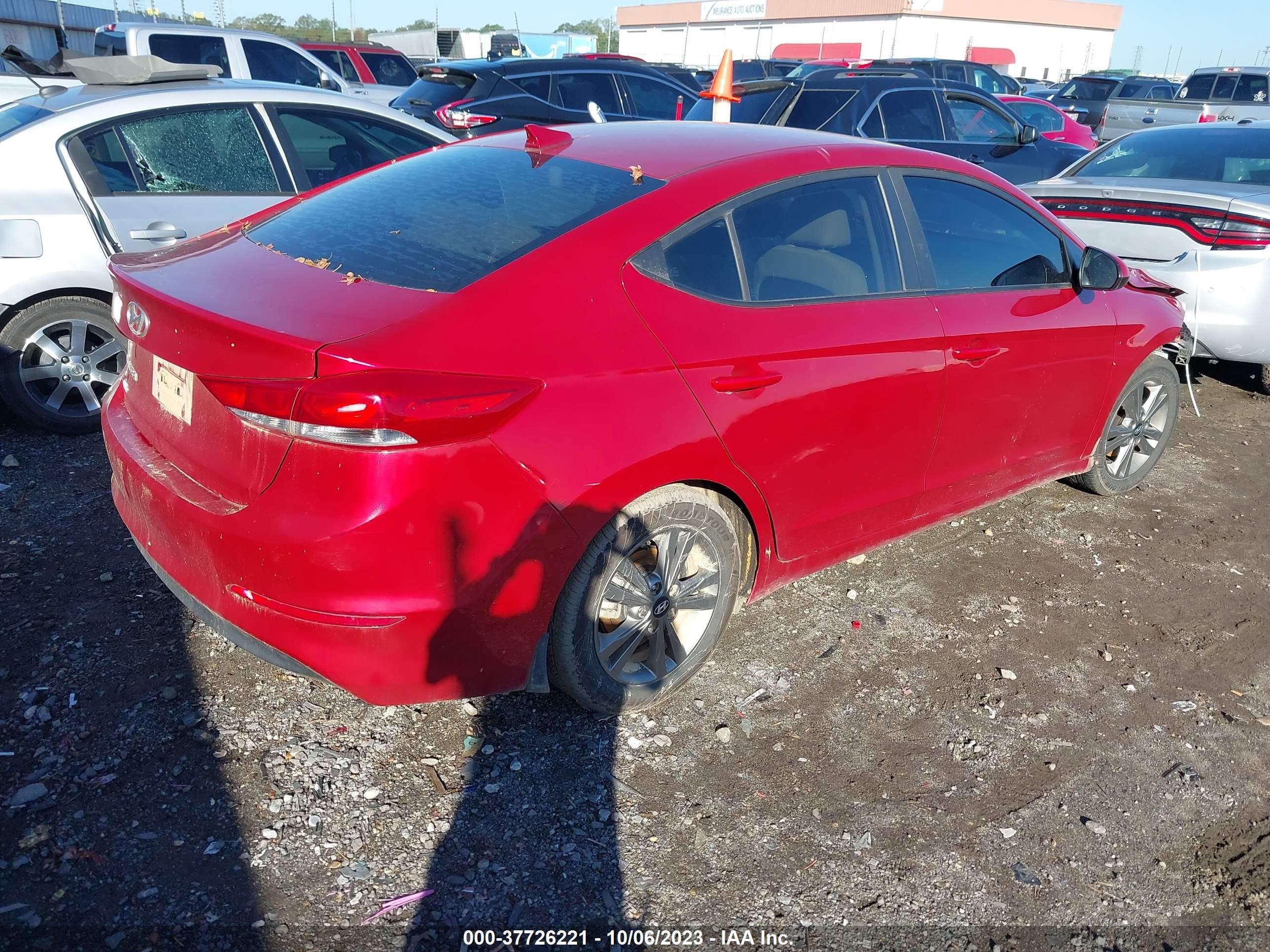 Photo 3 VIN: 5NPD84LF3JH395684 - HYUNDAI ELANTRA 