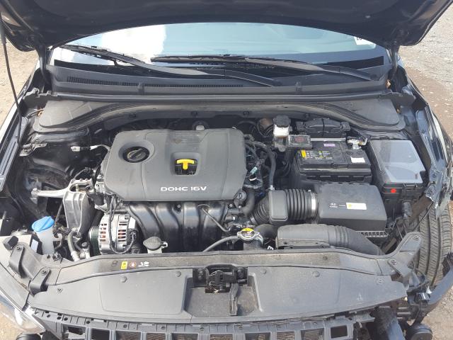 Photo 6 VIN: 5NPD84LF3JH398746 - HYUNDAI ELANTRA 