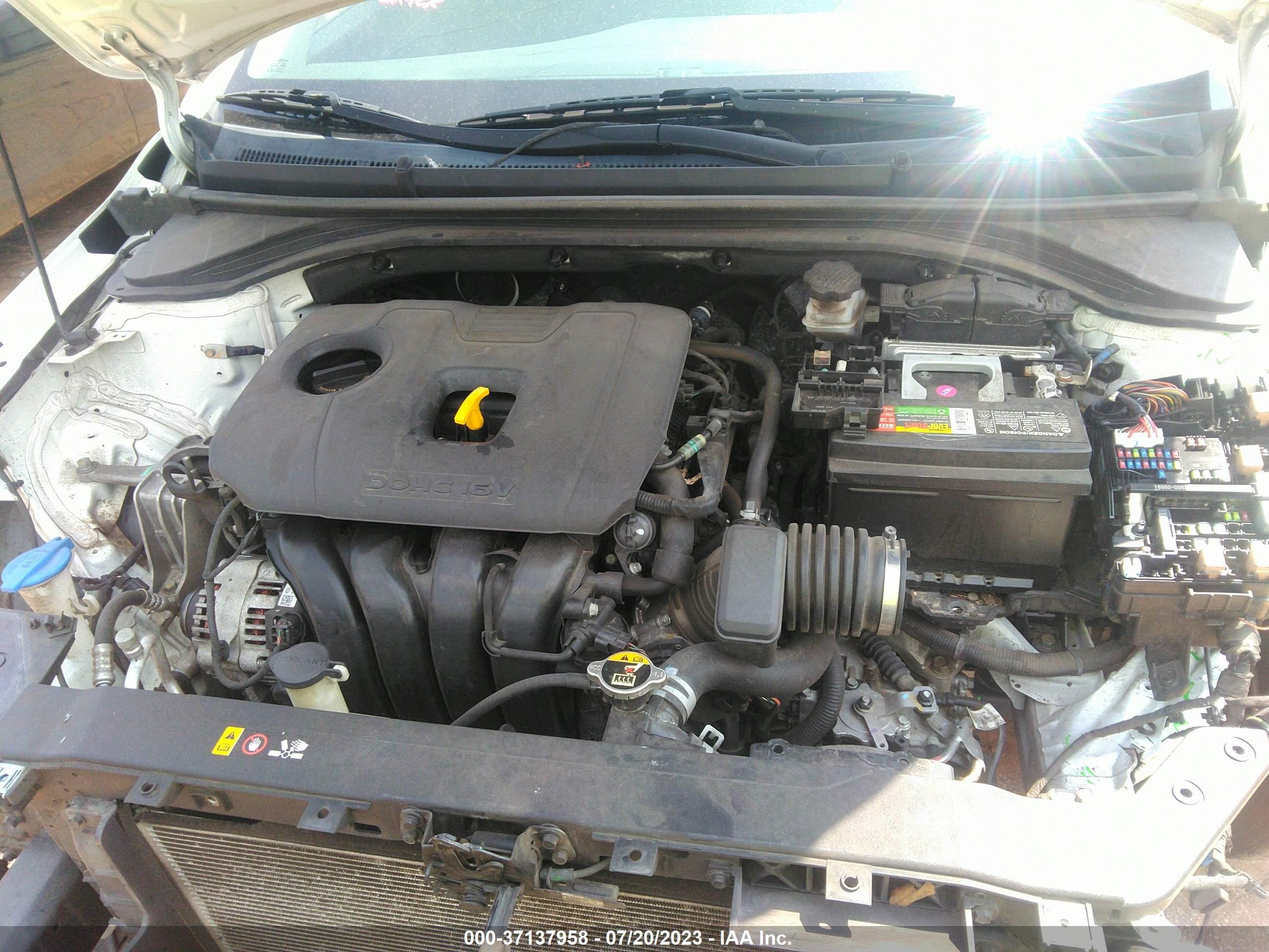 Photo 9 VIN: 5NPD84LF3KH408239 - HYUNDAI ELANTRA 