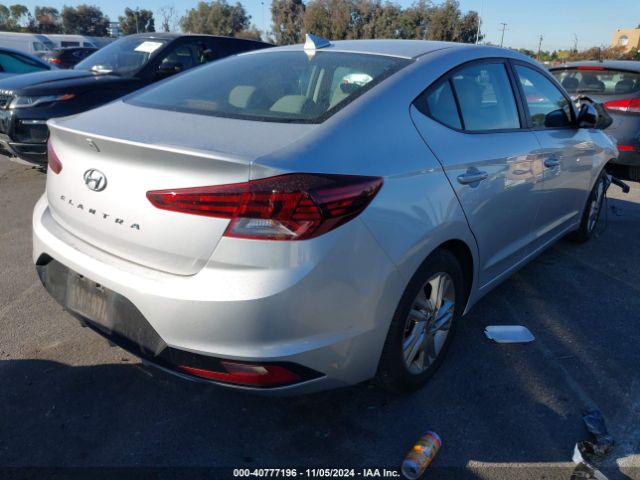 Photo 3 VIN: 5NPD84LF3KH409083 - HYUNDAI ELANTRA 