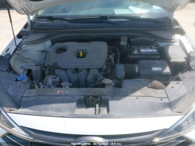 Photo 9 VIN: 5NPD84LF3KH423758 - HYUNDAI ELANTRA 